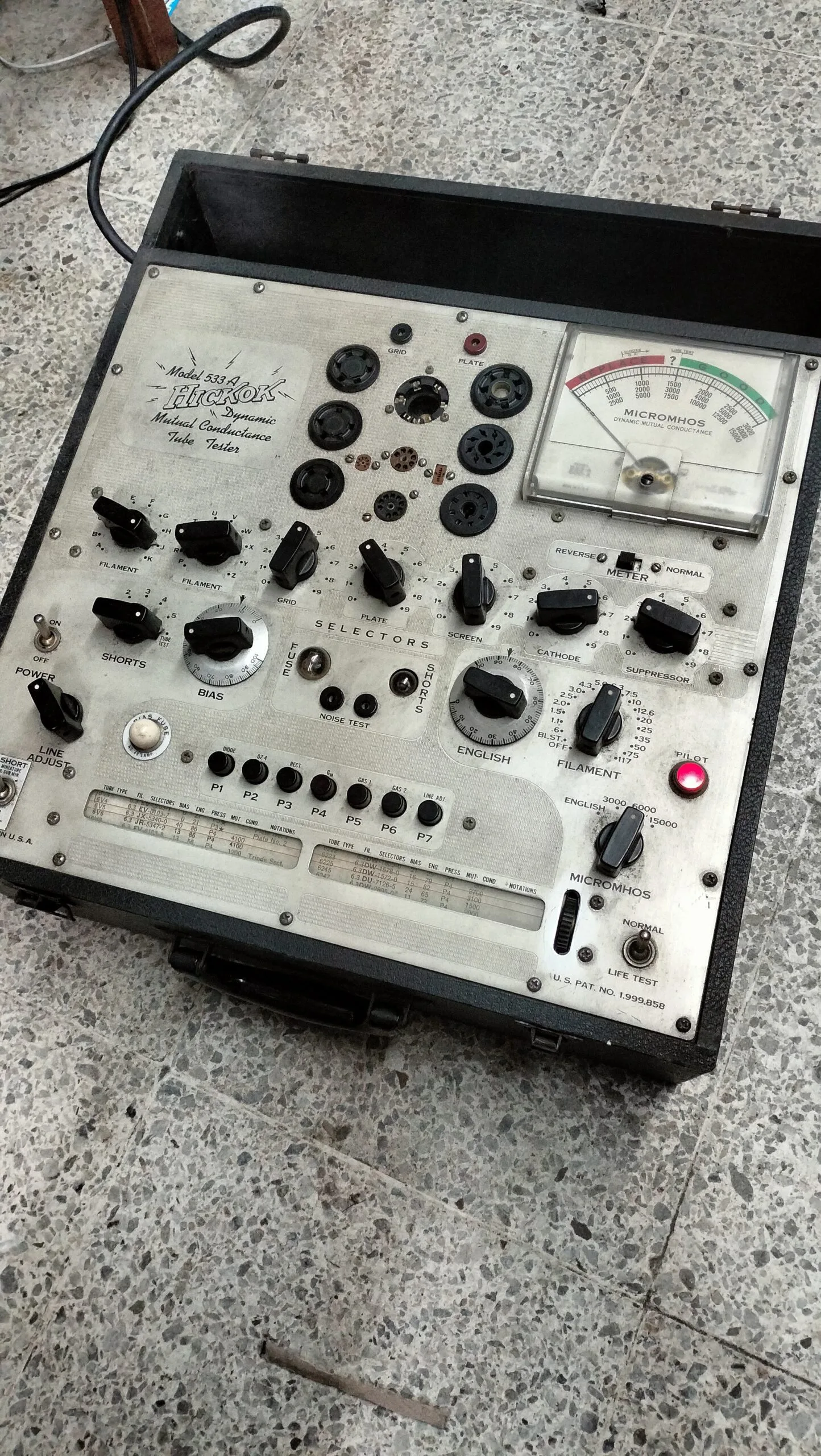 HICKOK 533A TUBE TESTER DYNAMIC MUTUAL CONDUCTANCE